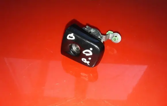 Nissan Qashqai Front door lock (next to the handle) NOCODE