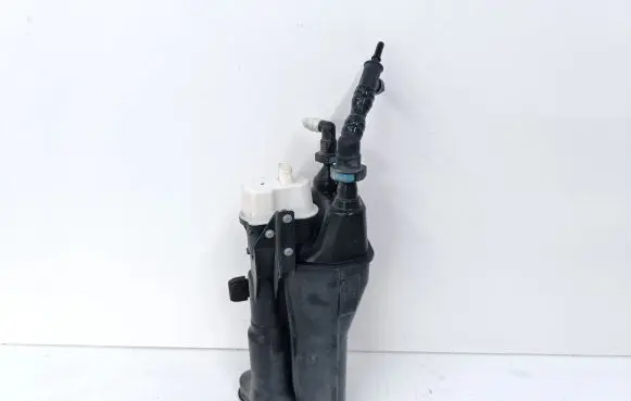 BMW X1 E84 Active carbon filter fuel vapour canister 7313821 731382101 17213177