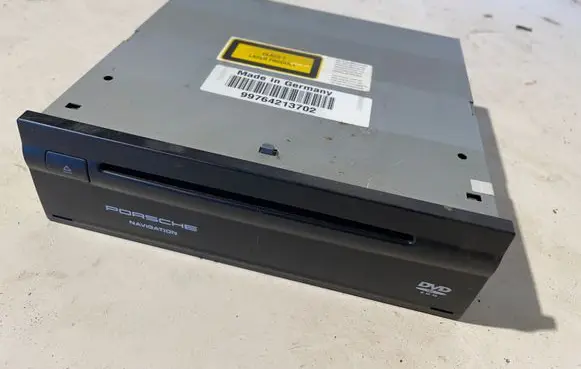 Porsche Cayenne (9PA) CD/DVD changer 7L5919969C 9976421377
