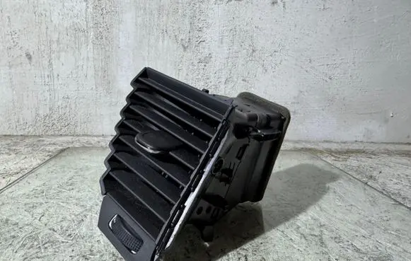 Opel Astra K Dash center air vent grill 39079607