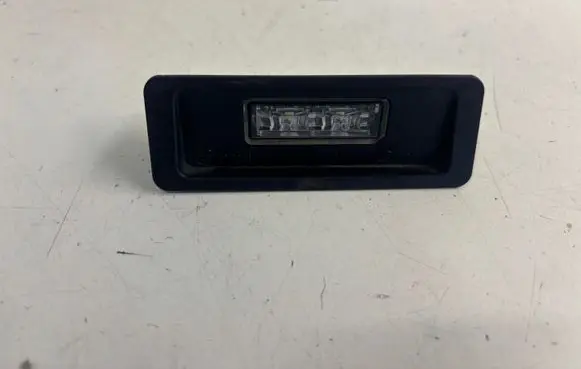Volvo V40 Cross country Number plate light 31352526