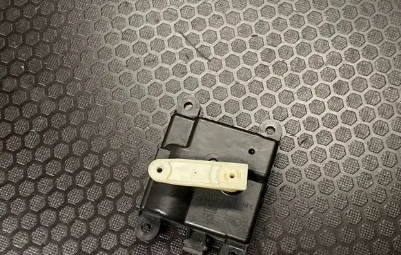 A/C air flow flap actuator/motor