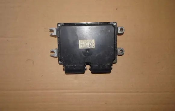 Opel Agila A Engine control unit/module 3392051K03
