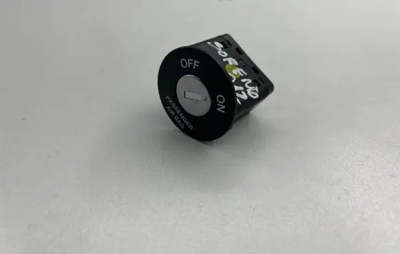 KIA Sorento Passenger airbag on/off switch 378090