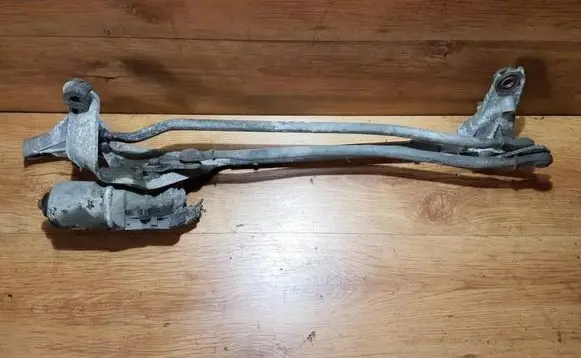Chrysler Concorde Front wiper linkage and motor