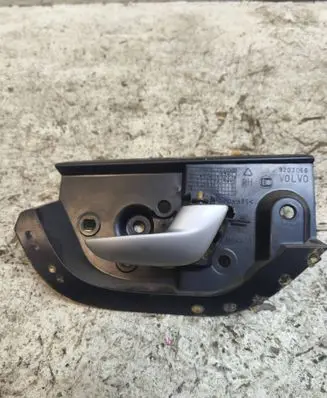 Volvo V70 Rear door interior handle 9203066