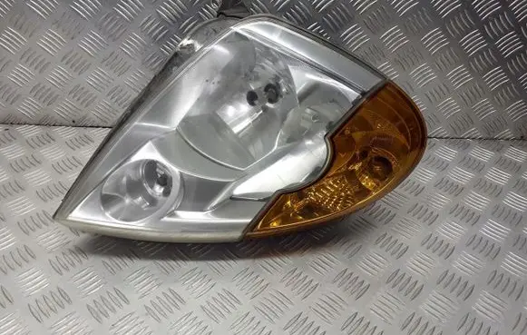 Renault Modus Headlight/headlamp 8200540239