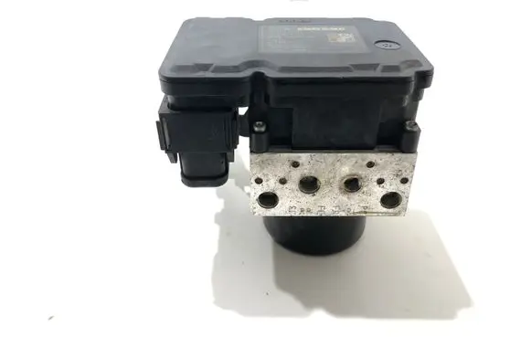 Volvo XC60 ABS Pump 30681619 8G9N2C405AC