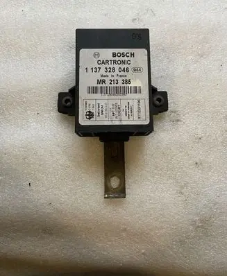 Mitsubishi Carisma Other control units/modules MR213385 1137328046