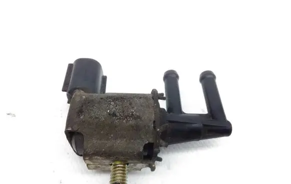 Subaru Legacy Turbo solenoid valve K5T48479