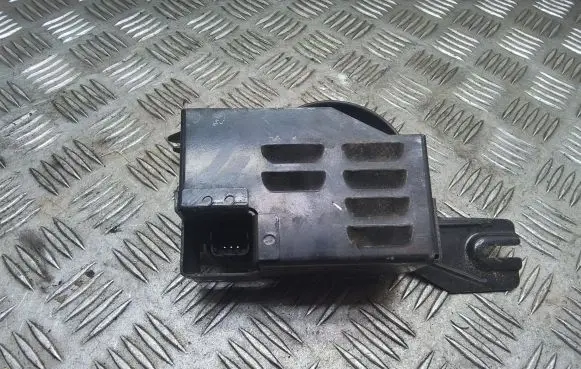 Volvo S40 Alarm system siren 8696043