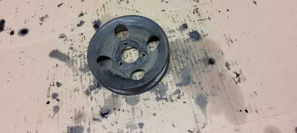 Volkswagen Transporter - Caravelle T4 Power steering pump pulley 021145255