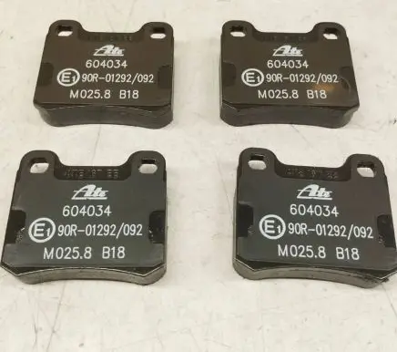 Mercedes-Benz E W124 Brake pads (rear) 0004209820 A0004209820