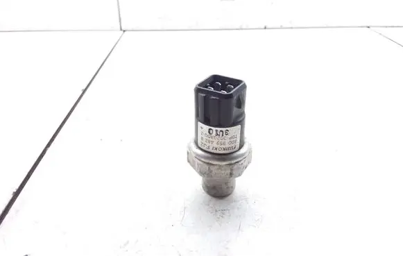 Air conditioning (A/C) pressure sensor