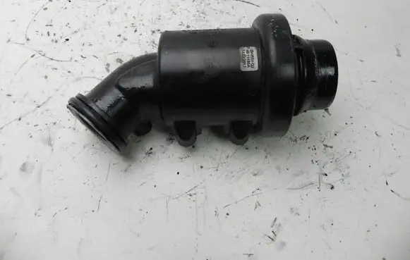 Mercedes-Benz E W212 Air intake hose/pipe A6511400087 MB1019