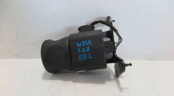 Mercedes-Benz B W246 W242 Switch for retractable tow bar 2465400083