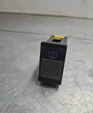 Fog light switch