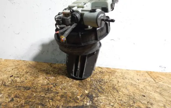 Mercedes-Benz E W212 Adblue pump 0928404016