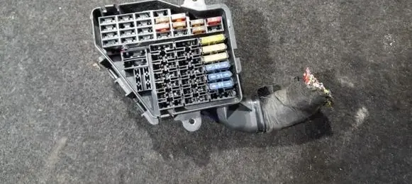 Volkswagen Golf IV Fuse box set