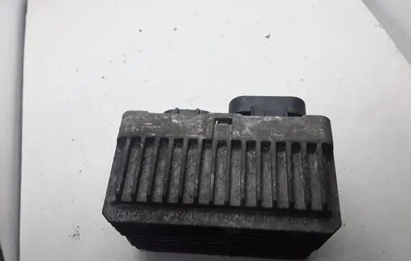 Peugeot Boxer Glow plug pre-heat relay 0522121101