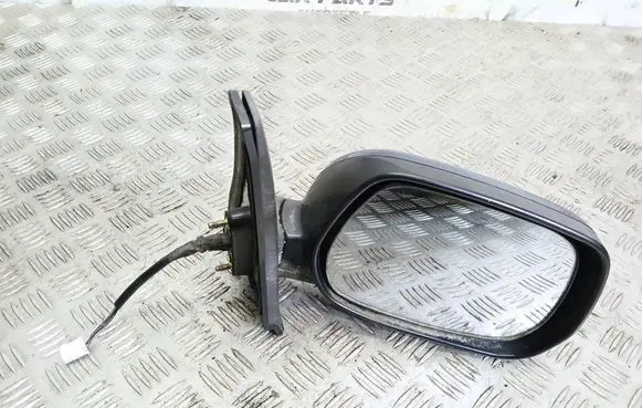 Toyota Corolla Verso E121 Front door electric wing mirror 