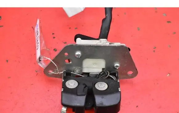 Alfa Romeo 159 Tailgate/trunk/boot lock/catch/latch