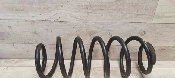 Toyota Auris 150 Rear coil spring