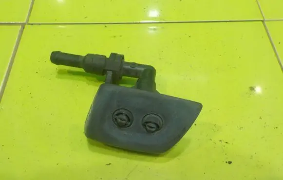 Land Rover Discovery 3 - LR3 Headlight washer pump LEWY
