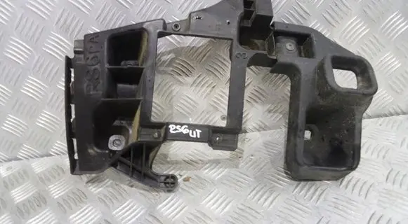 Audi RS6 C7 Front bumper mounting bracket