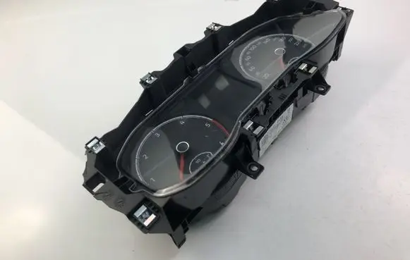 Volkswagen Polo V 6R Speedometer (instrument cluster) 2G0920741B
