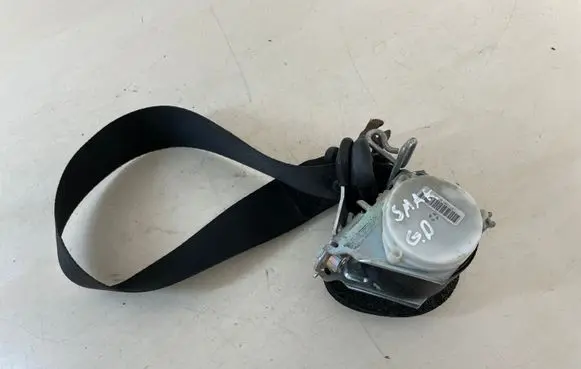 Ford S-MAX Rear seatbelt 611B68M