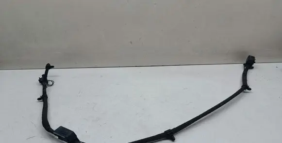 Windshield washer spray nozzle