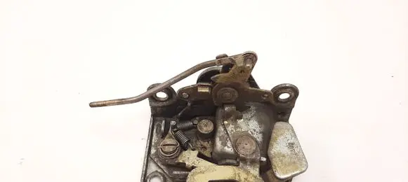 Mercedes-Benz COMPAKT W115 Front door lock