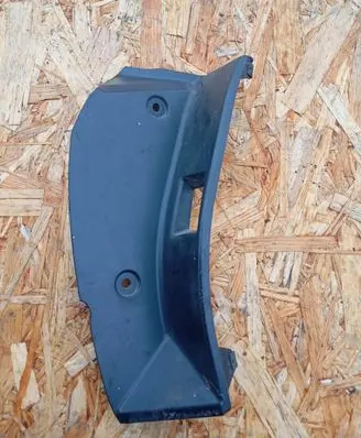 Subaru Outback Rear/tail light trim molding 22020067