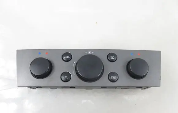 Opel Vectra C Interior fan control switch 13138198