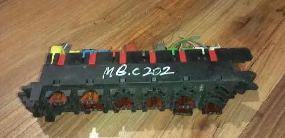 Mercedes-Benz C W202 Fuse box set