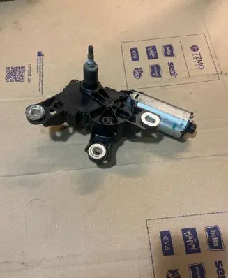 Audi A6 Allroad C5 Rear window wiper motor 8L0955711B 349064307