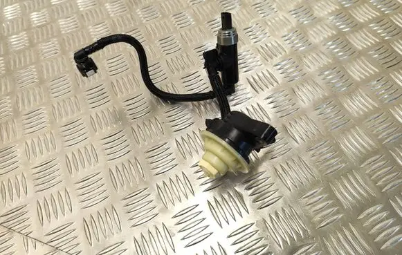 Peugeot Partner III Fuel temperature sensor 9828711180