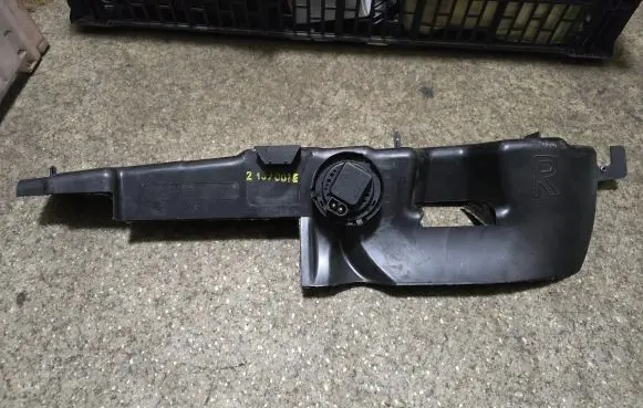 BMW 5 E39 Parking PDC sensor speaker 8209582