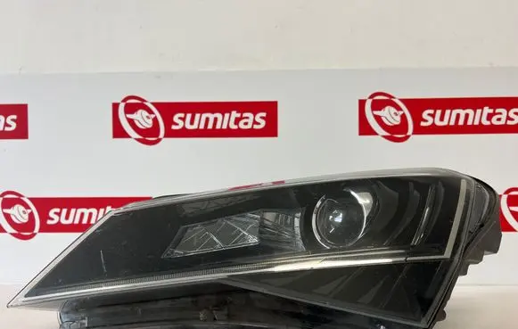 Skoda Superb B8 (3V) Headlight/headlamp 3V1941015B 1ZS01193925