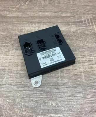 Mercedes-Benz E W211 Comfort/convenience module 2115452132