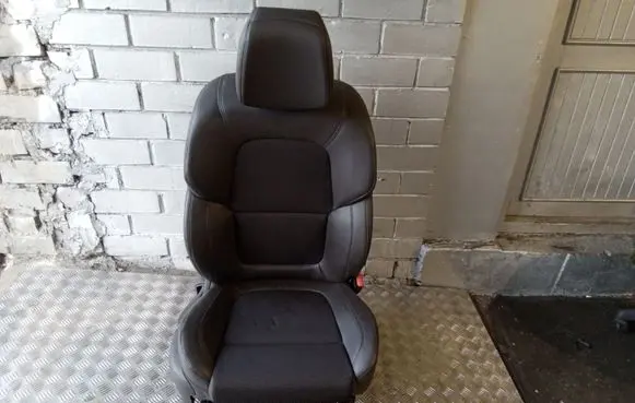 Front passenger seat