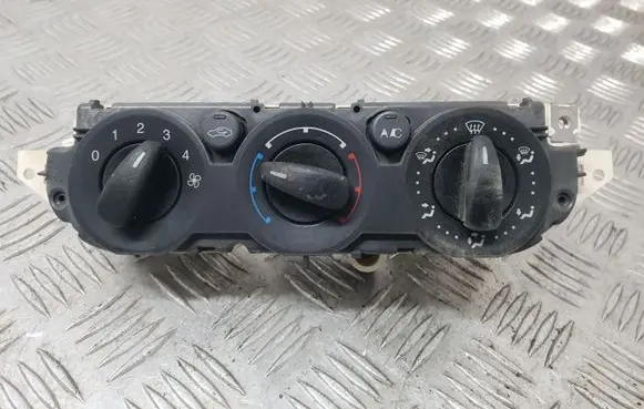 Ford Focus Climate control unit 3M5T19980AD