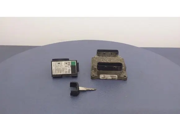 Opel Zafira A Engine control unit/module ECU 16250009