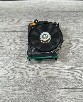 BMW 7 G11 G12 Subwoofer speaker 6801076 48011002 20117311