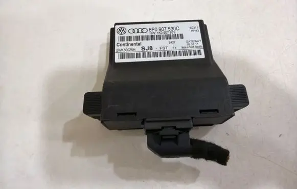 Audi A3 S3 8P Gateway control module 8P0907530C