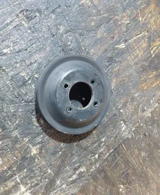 BMW 5 E39 Water pump pulley 1436590 11511436590