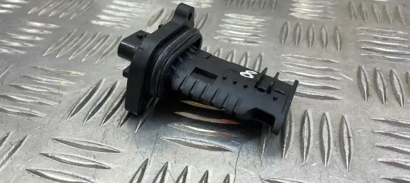 BMW 2 F22 F23 Mass air flow meter 760203802 7602038
