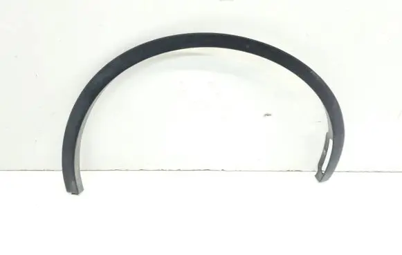 Tesla Model Y Front arch trim 1494186-00-B