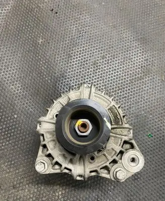 Volvo XC60 Generator/alternator 30659580 0125812009
